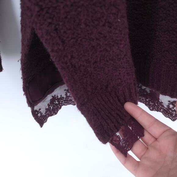 Knitted & Knotted Anthro Coquette V Neck Cranberry Tunic Split Hem Lace Trim M - Picture 5 of 14